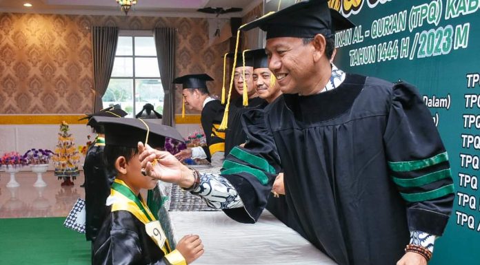 305 Santri Dari 26 TPQ Ketapang Diwisuda
