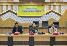 Pemkab Ketapang Mediasi Sengketa Masyarakat Desa Kampar Sebomban Dengan Perusahaan PT. CUS