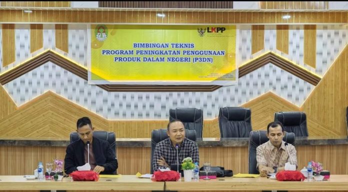 Pemkab Ketapang Mediasi Sengketa Masyarakat Desa Kampar Sebomban Dengan Perusahaan PT. CUS