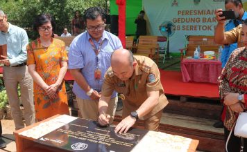 Pj. Bupati Landak Resmikan Penambahan Ruang Kelas SDN 28 Seretok