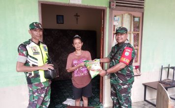 Warga Terdampak Banjir Tiga Kecamatan di Bengkayang Terima Bantuan Sembako