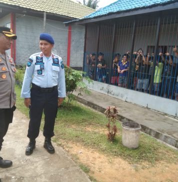 Tim Gabungan Gelar Razia di Rutan Kelas IIB Landak