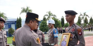 Langgar Kode Etik Satu Anggota Polres Landak di Berhentikan Dengan Tidak Hormat
