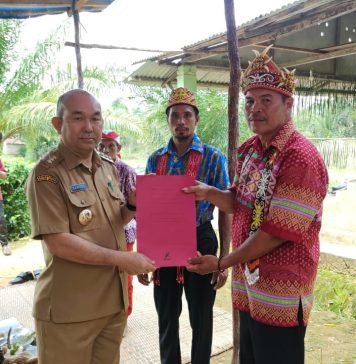 Pj Bupati Landak: Timanggong Perpanjangan Tangan Dari Pemerintah dan Aparat Keamanan