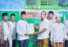 Masjid Al-Falah Delta Pawan Ketapang Terima Bantuan Dana Hibah