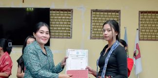 TP PKK Ketapang Adakan Lomba Cipta Hasta Karya Menganyam