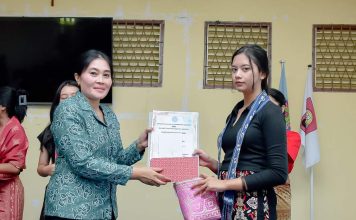 TP PKK Ketapang Adakan Lomba Cipta Hasta Karya Menganyam