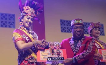 Heri Saman Apresiasi Generasi Dayak Tidak Lupakan Adat Istiadat