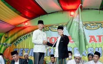 Wabup Ketapang Buka Kegiatan Sholawat 41 Malam Jam’iyyah Tombo Ati
