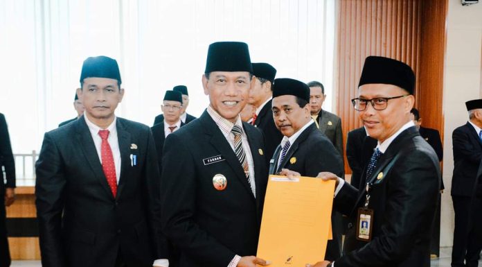 Berikut Daftar Nama 11 Pejabat Administrator dan Pengawas Pemkab Ketapang Yang Dilantik