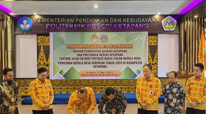Sekda Tandatangani Naskah Kerjasama Dengan Direktur Politeknik Negeri Ketapang