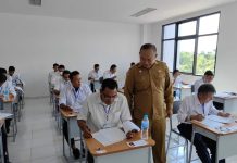 Sekda Ketapang Pantau Langsung Pelaksanaan Tes Tertulis Bacades