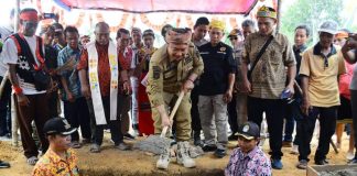 Sekda Ketapang Letak Batu Pertama Dimulainya Pembangunan Gereja Santo Yosep Karangan