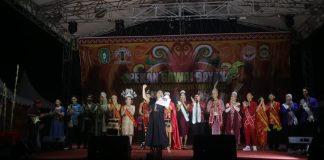 Karolin Ajak Generasi Muda Dayak Mampu Berperan Bangun Kalbar Dimasa Depan