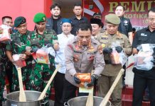 Polresta Barelang Musnahkan Barang Bukti Sabu dan Pil Ekstasi Dari Sejumlah Perkara