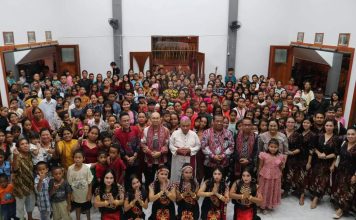 Heri Saman Hadiri Peresmian Gereja Santo Petrus dan Paulus Stasi Sungai Laki Karangan