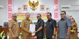 Bupati Sampaikan Pidato Raperda Pertanggungjawaban Pelaksanaan APBD Ketapang Tahun Anggaran 2022 ke DPRD