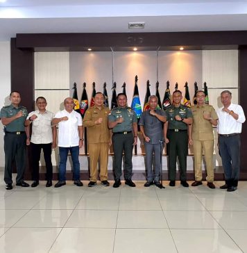 Bupati Martin Harapkan Dukungan Pangdam XII/ Tanjungpura Sukseskan Gawai Akbar Napak Tilas Perjuangan Pembangunan dan Budaya Ketapang