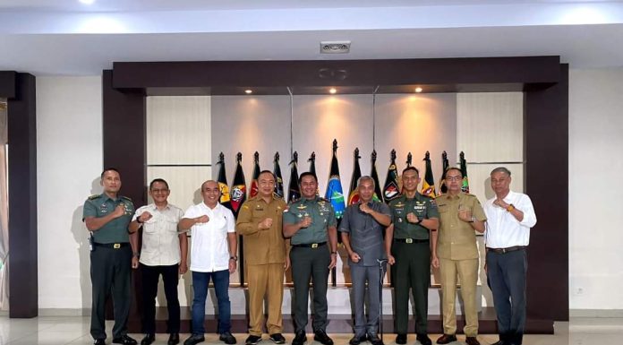 Bupati Martin Harapkan Dukungan Pangdam XII/ Tanjungpura Sukseskan Gawai Akbar Napak Tilas Perjuangan Pembangunan dan Budaya Ketapang