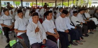 239 Calon Jemaah Haji Ketapang Diberangkatkan, Sekda Doakan Kesehatan dan Kelancaran Selama di Tanah Suci