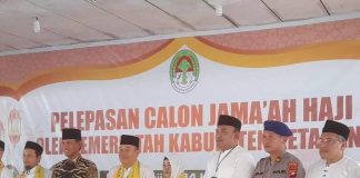 Wabup Farhan Lepas Keberangkatan Calon Jemaah Haji Ketapang
