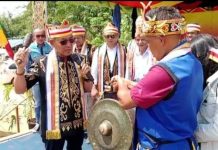 Gawai Dayak Bebantatn Polas Laman Kampung Buah Sungai Laur Ketapang Resmi Dibuka