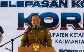 Sekda Ketapang Lepas Kerangkatan Kontingen Kormi Untuk Ikuti Fornas ke -VII di Jawa Barat