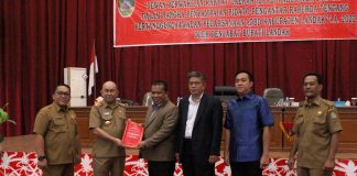 Pj Bupati Samuel Sampaikan Pidato Pengantar Rapeda Pertanggungjawaban Pelaksanaan APBD TA 2022