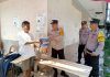 Polsek Batu Ampar Salurkan Bantuan Sosial Kepada Masyarakat Kurang Mampu