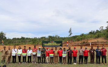 Kapolres Landak Jajal Jalan Hasil Program TMMD Imbangan Ke-116