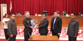 Pemkab Bersama DPRD Sepakati Raperda Pertanggungjawaban Pelaksanaan APBD Landak Tahun Anggaran 2022 Diperdakan