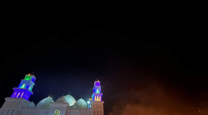 Sambut Tahun Baru Islam 1 Muharram 1445 H Masyarakat Ketapang Gelar Pawai Obor