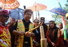 Unik di Simpang Hulu Ketapang Ada Ritual Adat Nungkat Gumi