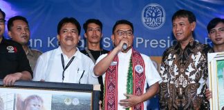 Kepala Staff Kepresidenan Republik Indonesia Moeldoko Kunjungu YIARI Ketapang