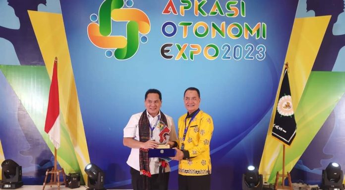 Pemkab Ketapang Raih Juara Stand Terbaik Diajang APKASI Otonomi Expo 2023