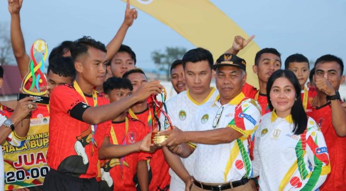 Mandau Putra Juarai Turnamen Sepak Bola Bupati Cup 2023