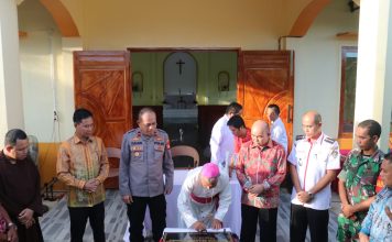 Gereja Katolik Santo Yosef Stasi Oto Ledang Paroki ST Yohanes Pemandi Pahauman Diresmikan