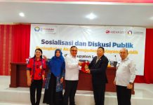 Samuel Buka Sosialisasi dan Diskusi Publik Peningkatan Akses Pengaduan