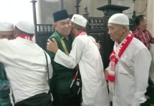 Jemaah Haji Asal Landak Tiba Dengan Selamat, Samuel : Semoga Menjadi Haji dan Hajjah Yang Mabrur