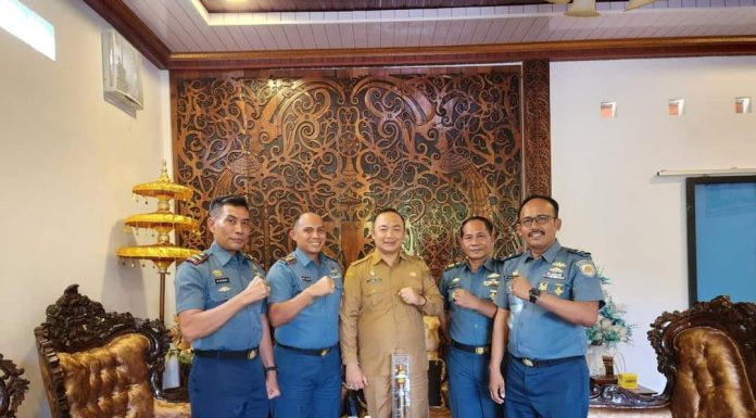 Sekda Terima Kunjungan Silaturahmi Danlanal Ketapang