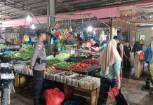 Cegah Tindak Kriminalitas, Personil Polsek Bengkong Rutin Lakukan Patroli Dialogis