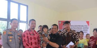 Jadi Bapak Asuh Stunting di Desa Pakumbang, Heri Saman : Komitmen Pemerintah dan DPRD Turunkan Angka Stunting