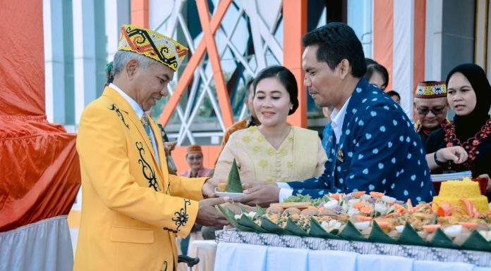 Bupati Ketapang Buka HUT Ke – XVIII Himpaudi se Kalbar