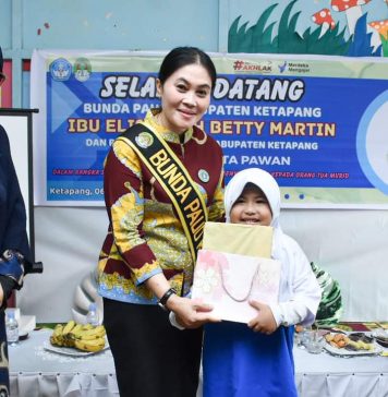 Bunda Paud Ketapang Sosialisasi Transisi Paud ke SD Saat Kunjungi TK Negeri 2 dan SDN 05 Benua Kayong