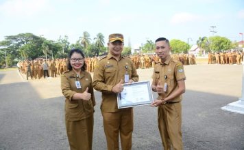 Fidriansyah Apoteker Puskesmas Hulu Sungai Ketapang Raih Prestasi Apoteker Terbaik Tingkat Nasional