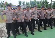 Polres Landak Latih Personil Formasi Dalmas Amankan Pemilu 2024