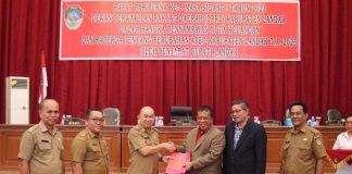 Pemkab dan DPRD Landak Bahas Raperda Perubahan APBD Tahun Anggaran 2023