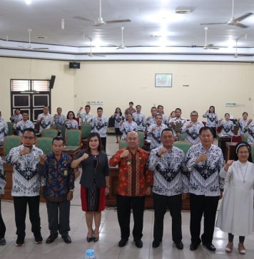 Samuel Harapkan Guru Jadi Garda Terdepan Pembangunan Pendidikan