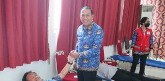 Sekda Apresiasi PMI Landak Gelar Aksi Donor Darah
