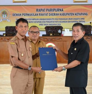 Bupati Ketapang Jawab Pandangan Umum Fraksi DPRD Terhadap Pengantar Nota Keuangan dan Raperda APBD 2024